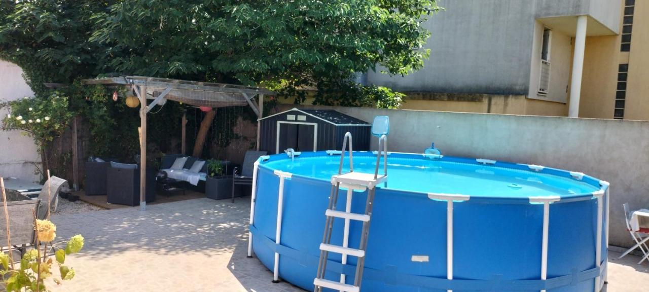 Studio Pour Location Vacances A La Semaine Avignon Exterior foto